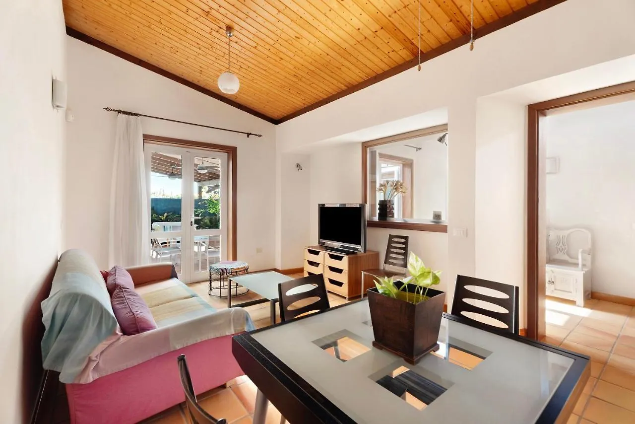 Holiday home Finca La Calabacera Casa Amarilla By Paramount Holidays Guia de Isora  Spain